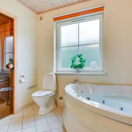 Сasa de vacaciones Holiday Abedin - 100m To The Inlet In Se Jutland By Interhome